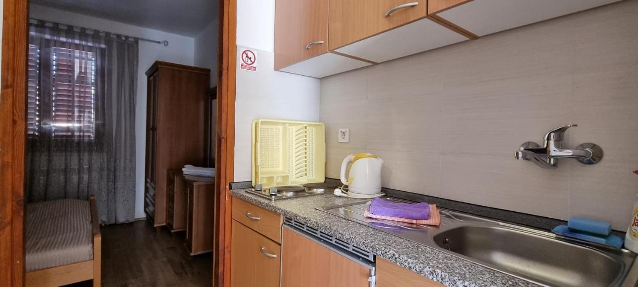 Idila Sea Front Apartments Medulin Exterior photo