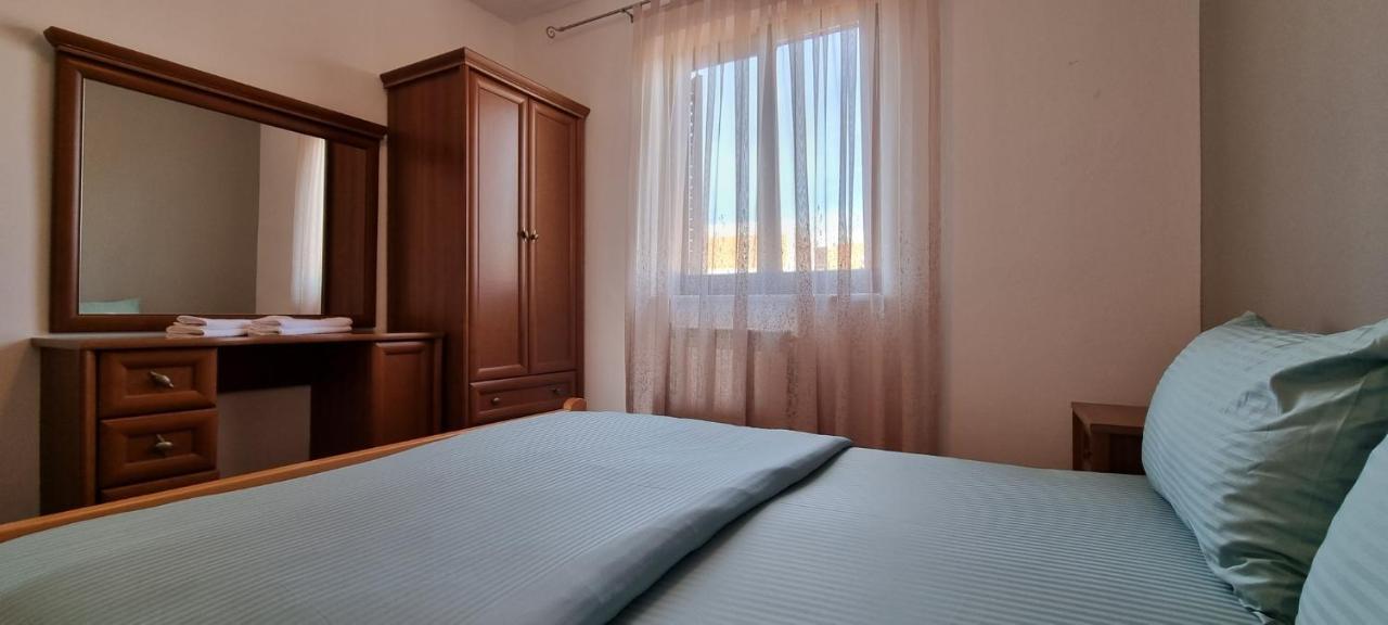 Idila Sea Front Apartments Medulin Exterior photo
